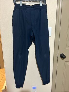 Women’s LuluLemon Navy Performance Jogger Pants